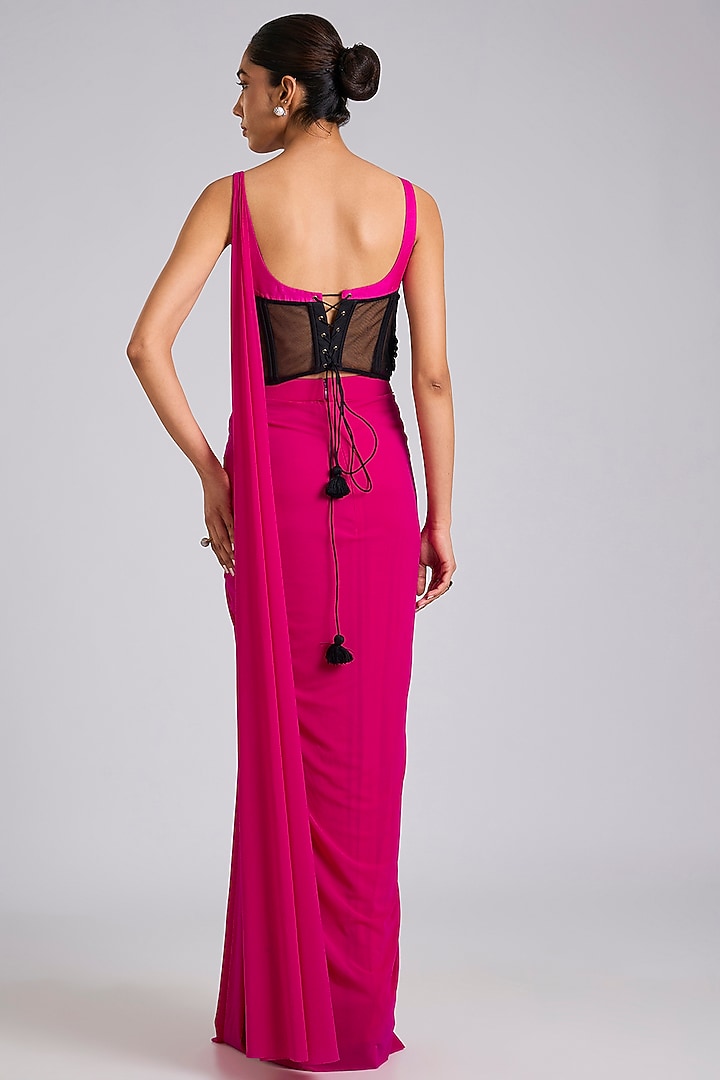 Pink Stretch Net Draped Wedding Saree Set by Dinesh Malkani at Pernia's Pop Up Shop