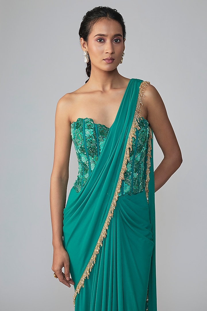 Green Stretch Net Draped Wedding Saree Set by Dinesh Malkani at Pernia's Pop Up Shop
