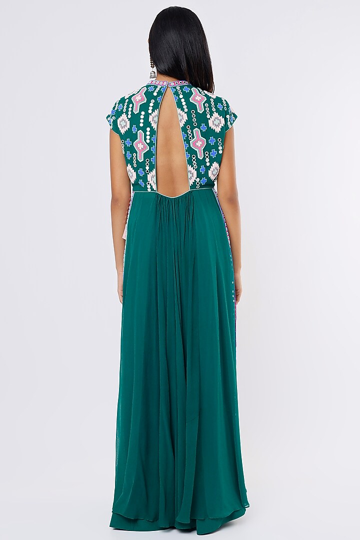 Green Georgette Embroidered Kurta Set by Dinesh Malkani at Pernia's Pop Up Shop