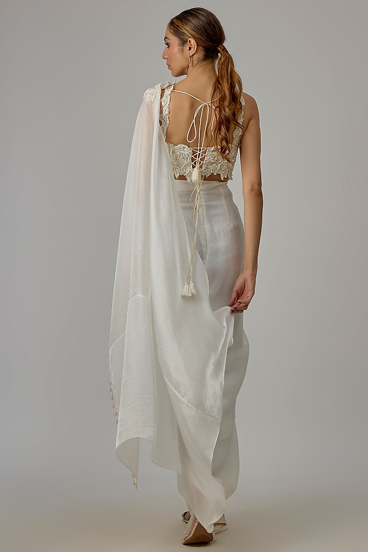 Ivory Georgette Draped Wedding Saree Set by Dinesh Malkani at Pernia's Pop Up Shop