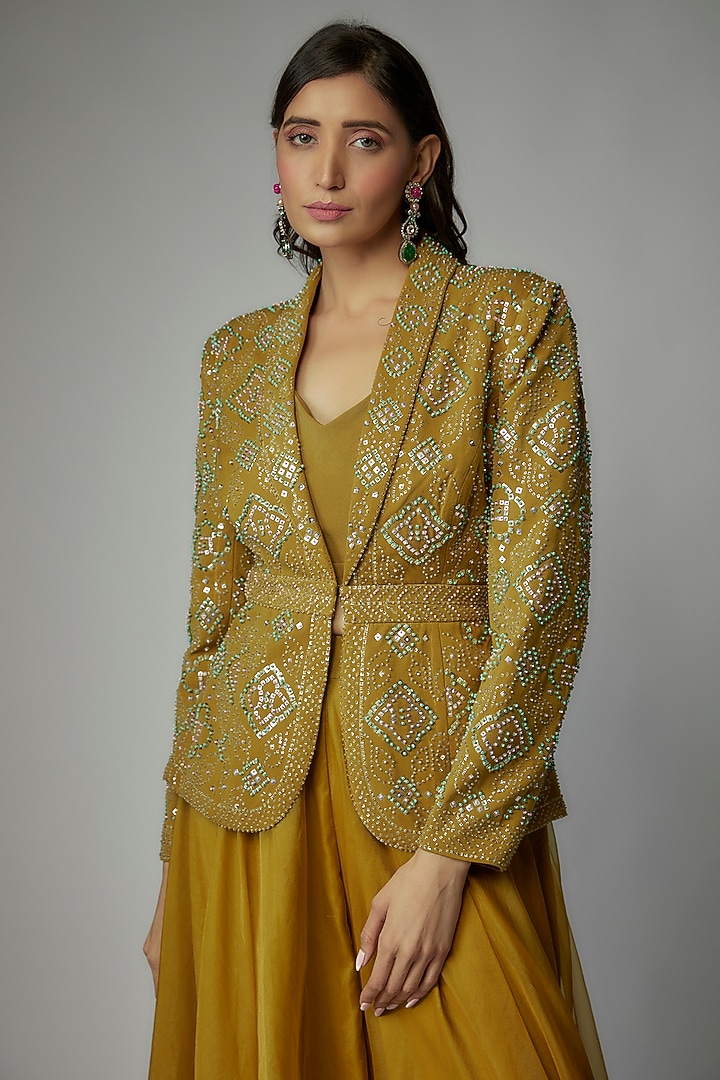 Yellow Twill Bandhej Embroidered Co-Ord Set by Dinesh Malkani at Pernia's Pop Up Shop