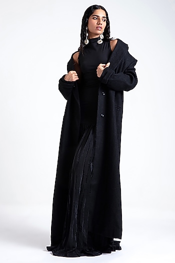 Black Crepe & Net Engagement Gown With Trench Coat by Deme by Gabriella at Pernia's Pop Up Shop