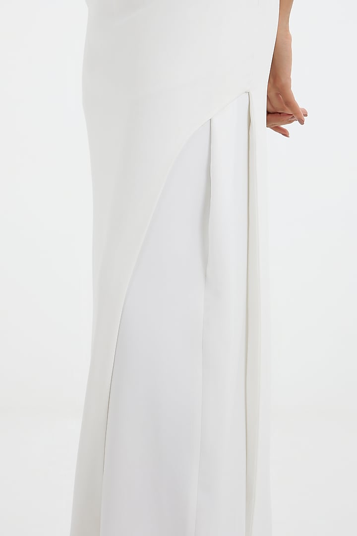 White Ferrari Co-Ord Set by Deme by Gabriella at Pernia's Pop Up Shop