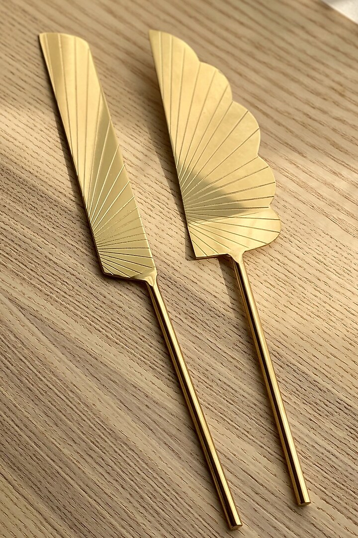 Gold Stainless Steel Cake Server Set (Set of 2) by Mason Home at Pernia's Pop Up Shop