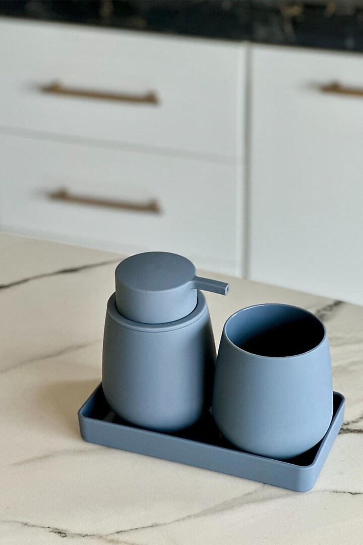 Grey Evoke Plastic Bathroom (Set of 3) by Mason Home at Pernia's Pop Up Shop