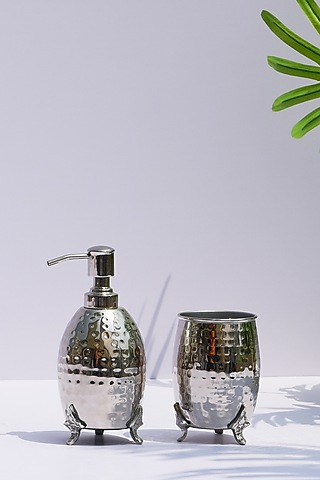 Silver Safi Bathroom Set by Mason Home