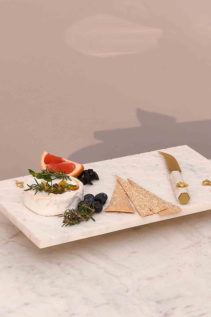 Honeycomb & Bee Luxe Marble Cheese Platter With Knife (Set of 2) by Mason Home at Pernia's Pop Up Shop