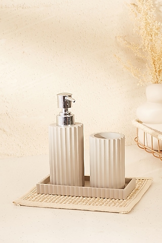 Beige Polyresin Bathroom Set by Mason Home