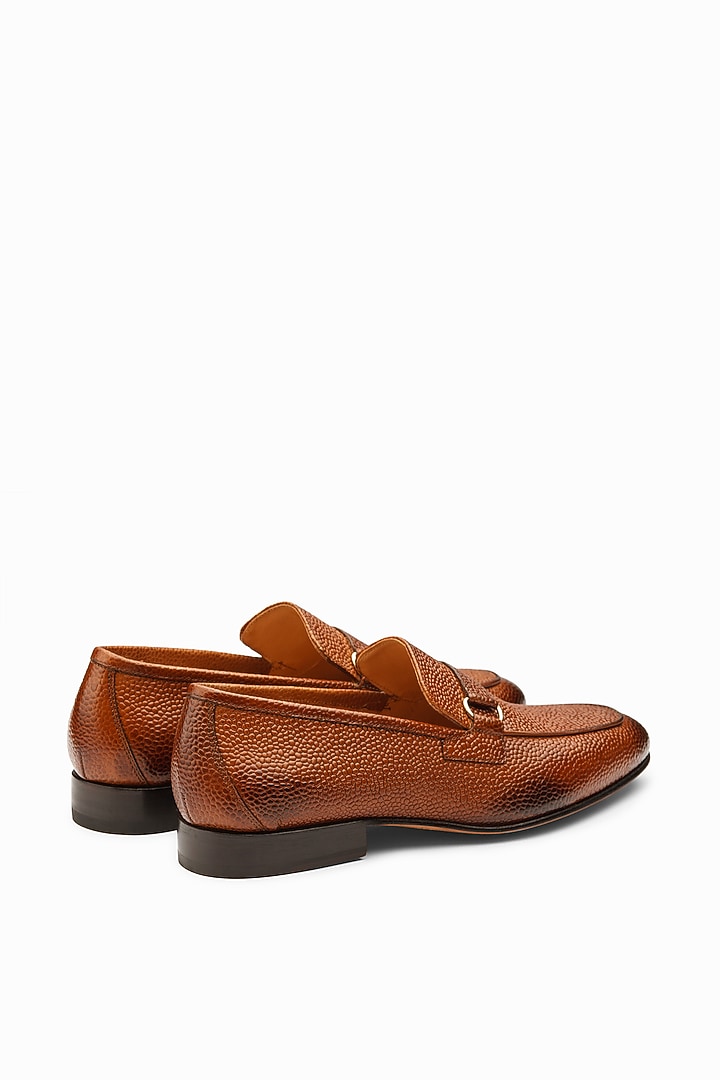 Cedar Grain Leather Loafers by 3DM Lifestyle at Pernia's Pop Up Shop