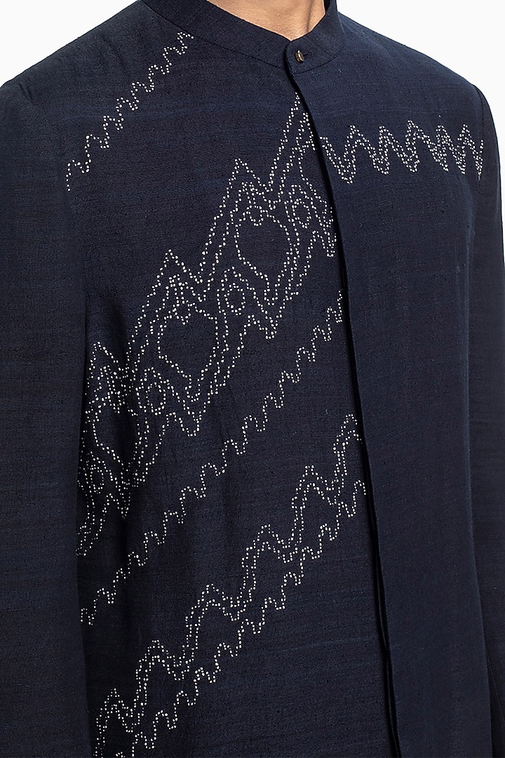 Space Blue Matka Silk Embroidered Kurta Set by Divyam Mehta Men at Pernia's Pop Up Shop
