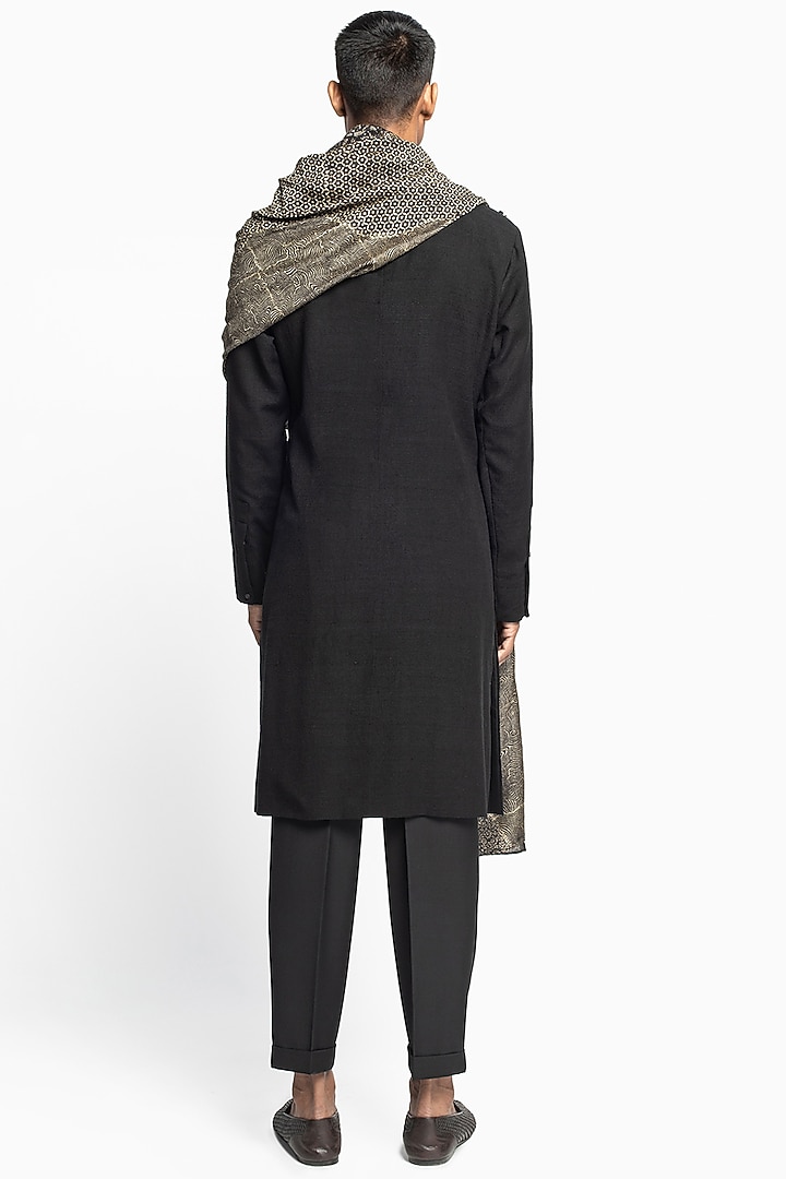Blue Matka Silk Draped Kurta Set by Divyam Mehta Men at Pernia's Pop Up Shop