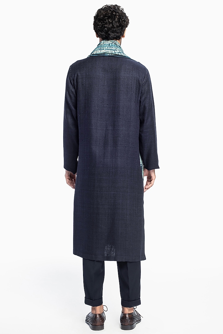 Midnight Blue Matka Silk Kurta Set by Divyam Mehta Men at Pernia's Pop Up Shop