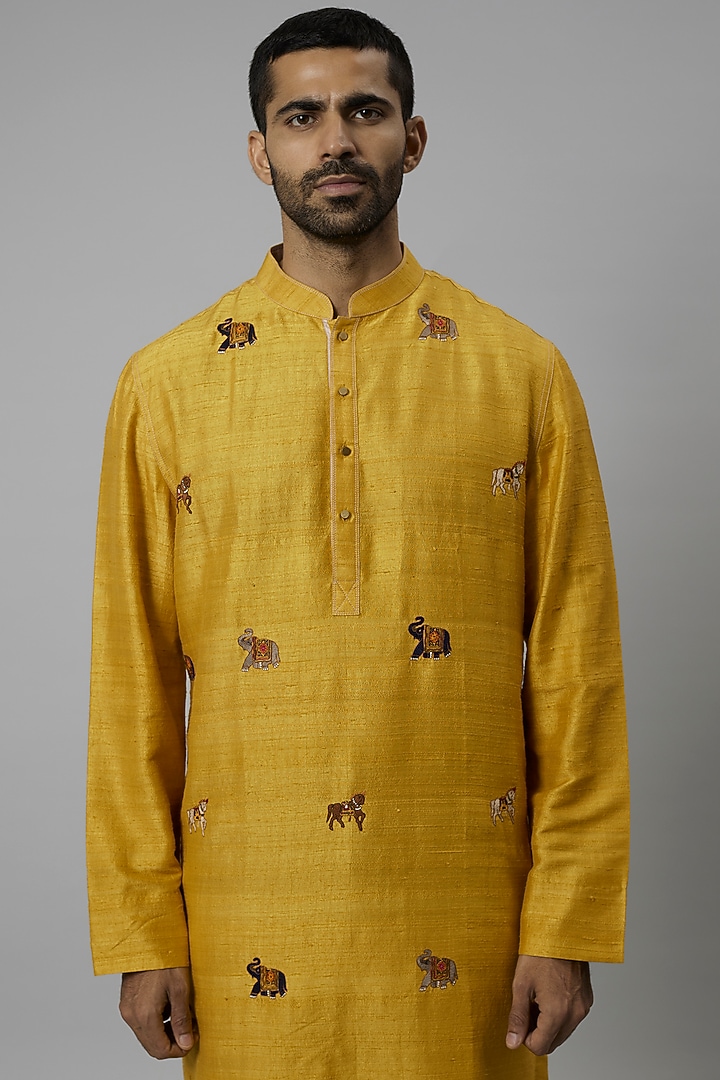Haldi Yellow Raw Silk & Katan Silk Embroidered Kurta Set by Divyam Mehta Men at Pernia's Pop Up Shop