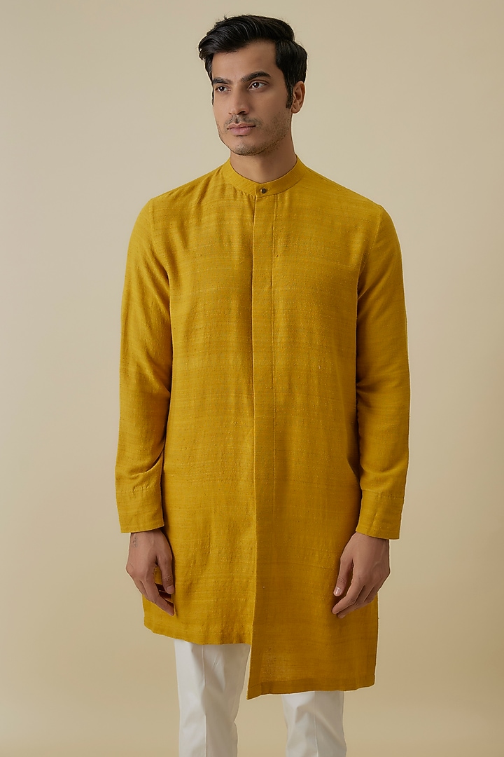 Haldi Yellow Raw Silk Kurta Set by Divyam Mehta Men at Pernia's Pop Up Shop