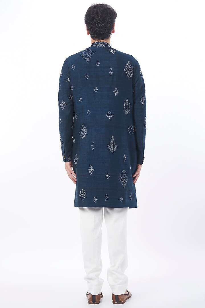 Dark Indigo Raw Silk Embroidered Kurta Set by Divyam Mehta Men at Pernia's Pop Up Shop