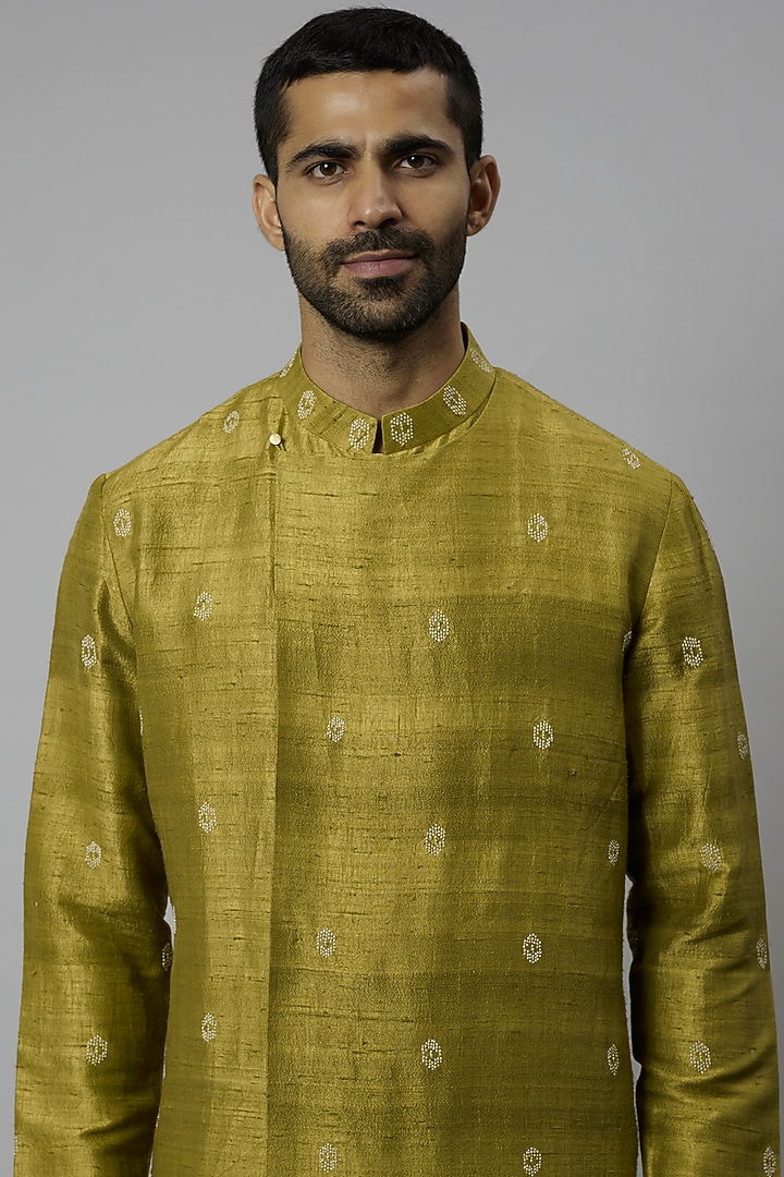 Lime Raw Silk & Stretch Cotton Bandhani Kurta Set by Divyam Mehta Men at Pernia's Pop Up Shop