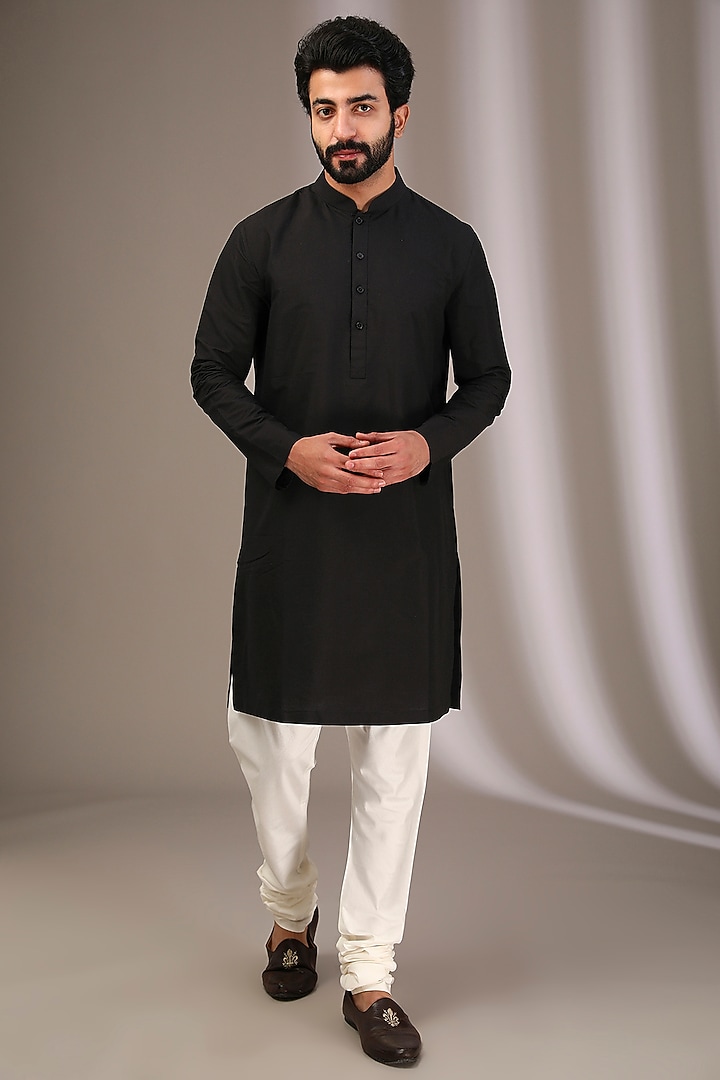 Black Raw Silk Wedding Sherwani Set by Divyam Mehta Men at Pernia's Pop Up Shop