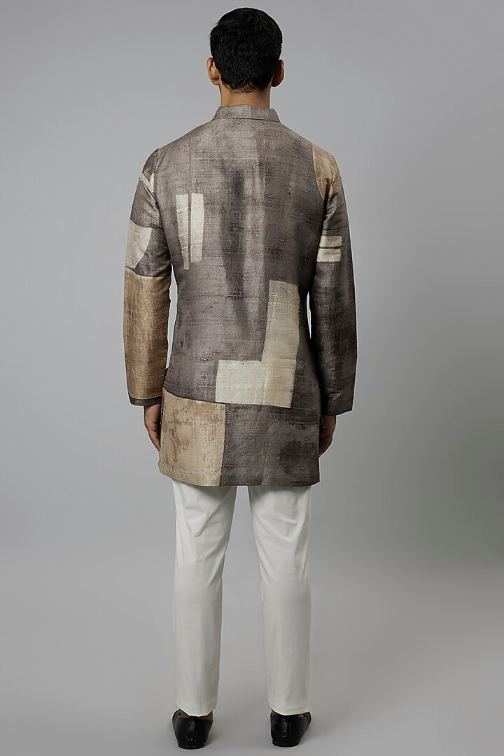 Grey Raw Silk Printed Short Kurta by Divyam Mehta Men at Pernia's Pop Up Shop