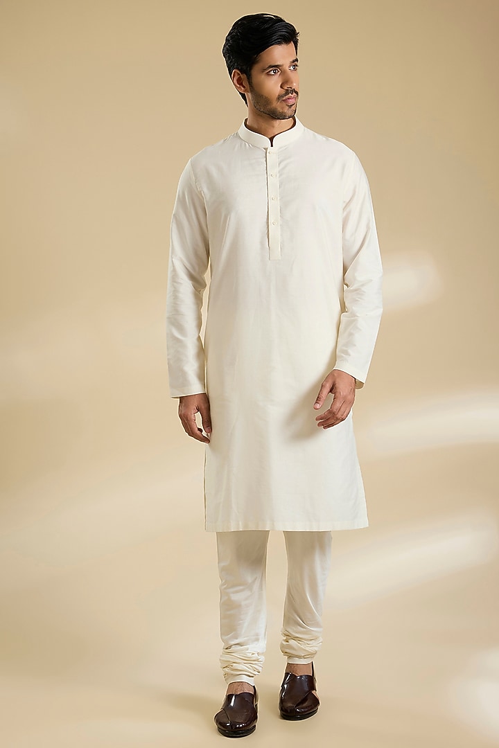 Ivory Raw Silk Groom Sherwani Set by Divyam Mehta Men at Pernia's Pop Up Shop