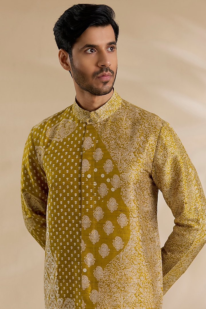 Haldi Yellow Raw Silk & Stretch Cotton Kurta Set by Divyam Mehta Men at Pernia's Pop Up Shop