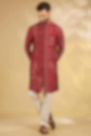 Sindoori Red Matka Silk Kurta Set by Divyam Mehta Men at Pernia's Pop Up Shop