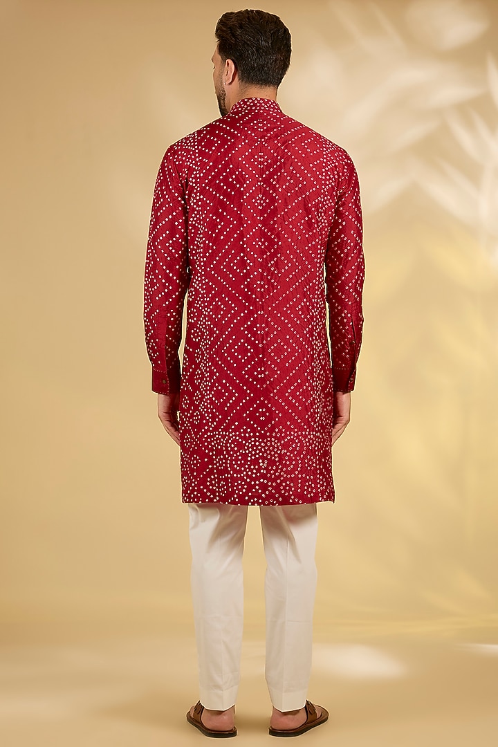 Sindoori Red Matka Silk Kurta Set by Divyam Mehta Men at Pernia's Pop Up Shop