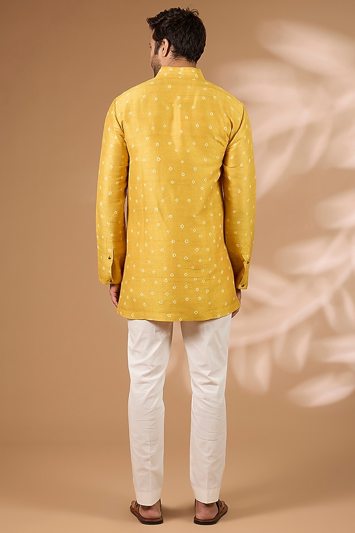 Haldi Yellow Raw Silk Kurta by Divyam Mehta Men at Pernia's Pop Up Shop