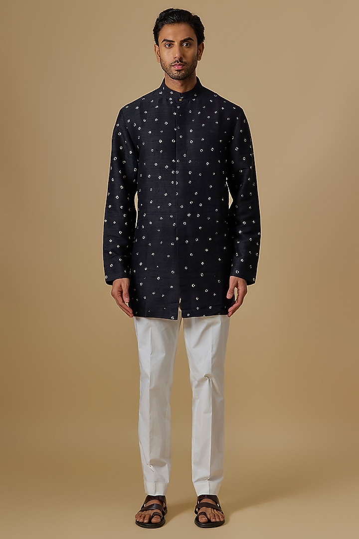 Black Raw Silk Kurta by Divyam Mehta Men at Pernia's Pop Up Shop