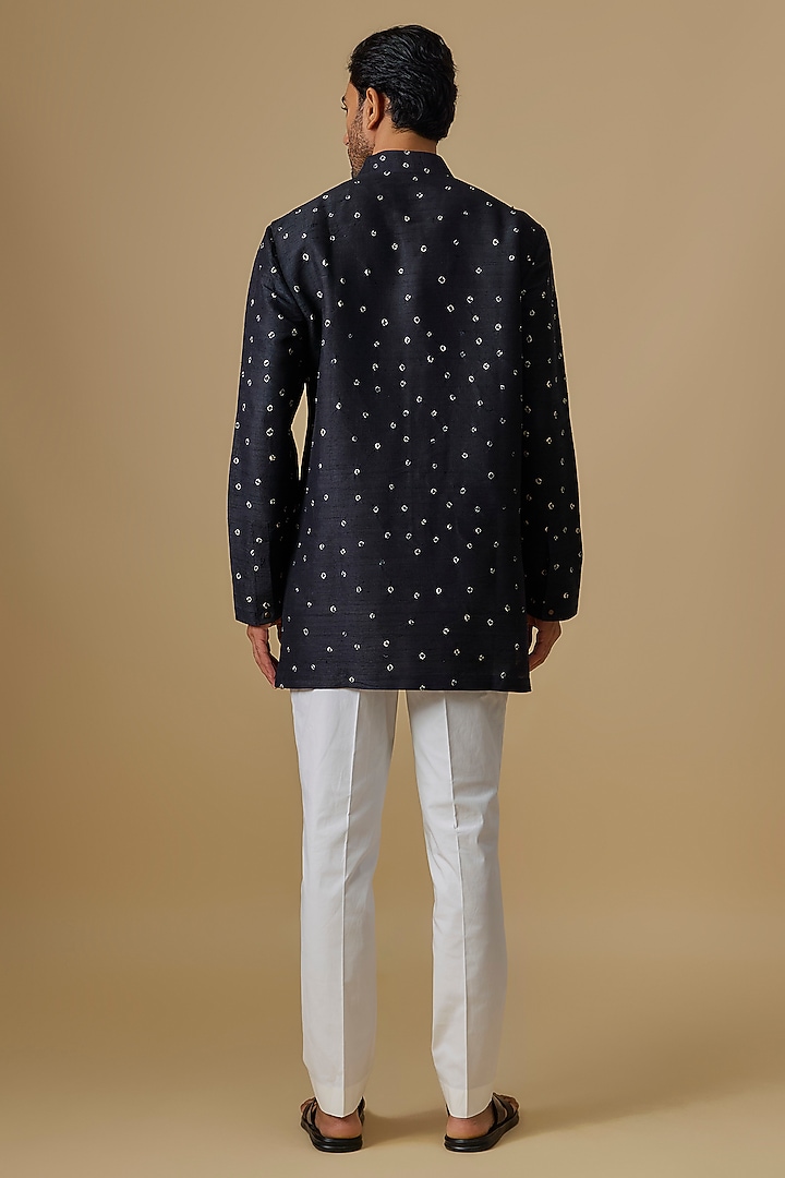 Black Raw Silk Kurta by Divyam Mehta Men at Pernia's Pop Up Shop
