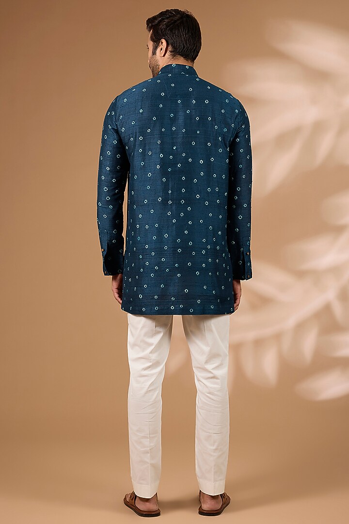 Dark Indigo Raw Silk Kurta by Divyam Mehta Men at Pernia's Pop Up Shop