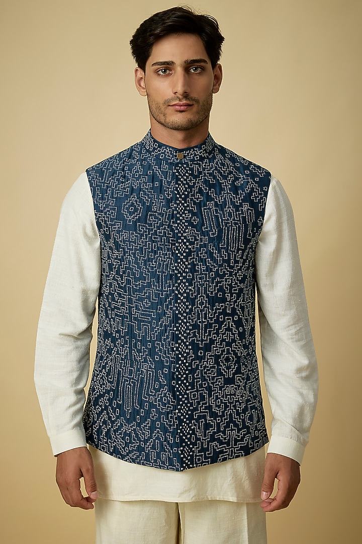 Dark Indigo Raw Silk Bundi Set by Divyam Mehta Men at Pernia's Pop Up Shop