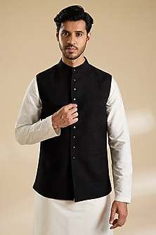 product-color-Black