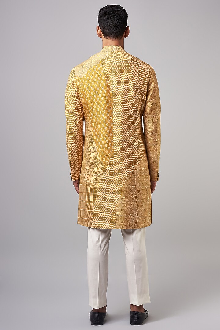 Yellow Raw Silk & Stretch Cotton Printed Kurta Set by Divyam Mehta Men at Pernia's Pop Up Shop