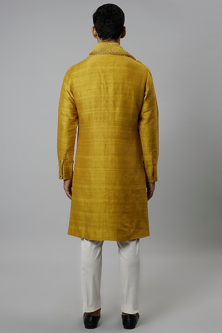 Haldi Yellow Raw Silk Kurta Set by Divyam Mehta Men at Pernia's Pop Up Shop