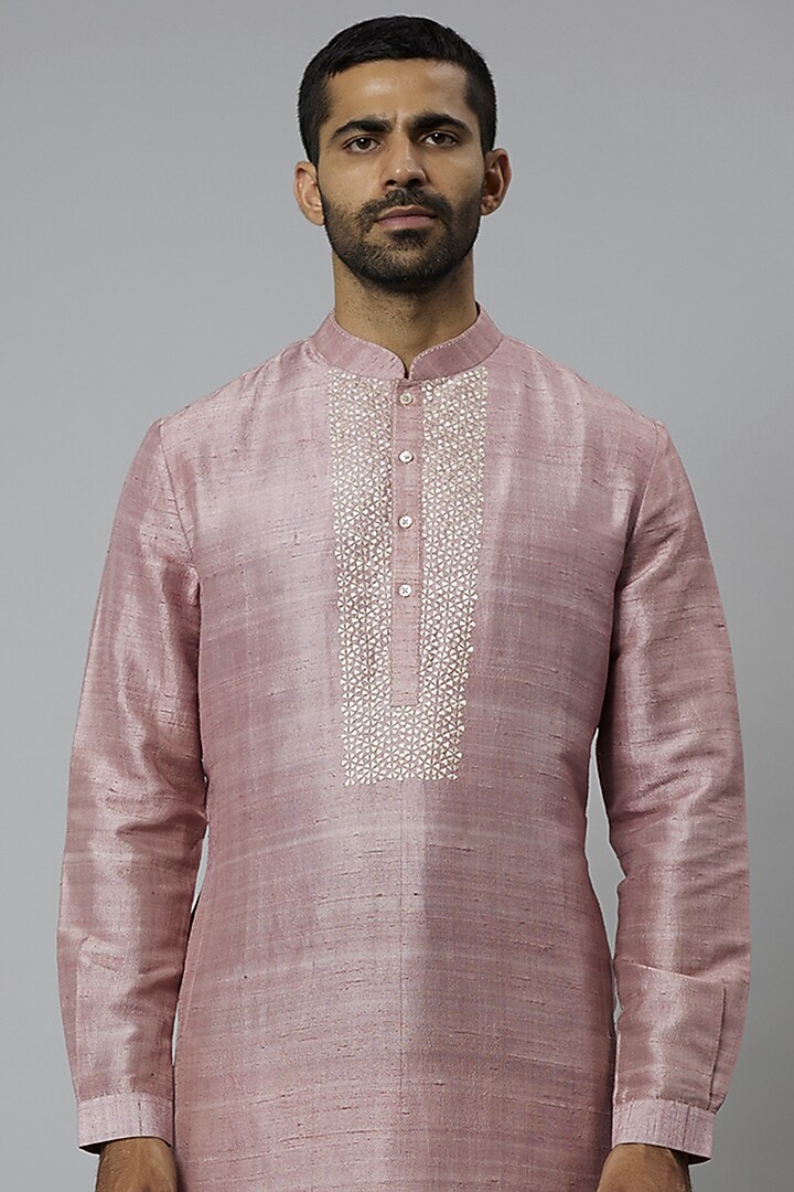 Antique Pink Raw Silk & Katan Silk Embroidered Kurta Set by Divyam Mehta Men at Pernia's Pop Up Shop