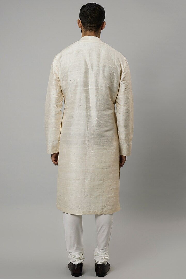 Ivory Raw Silk & Katan Silk Embroidered Kurta Set by Divyam Mehta Men at Pernia's Pop Up Shop