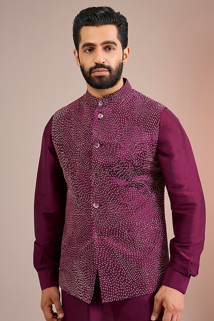 Red Mulberry Silk Bundi Jacket Set by Divyam Mehta Men at Pernia's Pop Up Shop