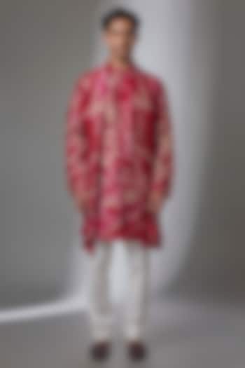 Red Matka Silk Kurta Set by Divyam Mehta Men at Pernia's Pop Up Shop
