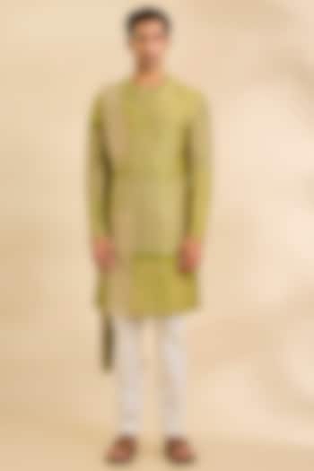 Kathal-Colored Raw Silk Kurta Set by Divyam Mehta Men at Pernia's Pop Up Shop