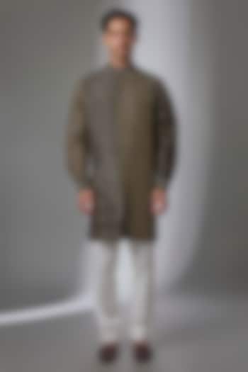 Brown Matka Silk Kurta Set by Divyam Mehta Men at Pernia's Pop Up Shop