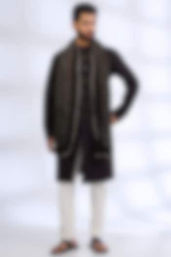 Brown Mulberry Silk & Cotton Kurta Set by Divyam Mehta Men at Pernia's Pop Up Shop