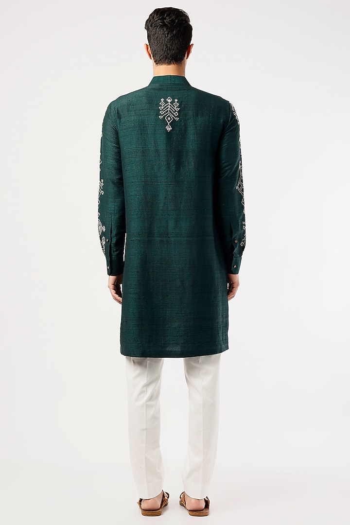 Bottle Green Silk Hand Embroidered Kurta Set by Divyam Mehta Men at Pernia's Pop Up Shop