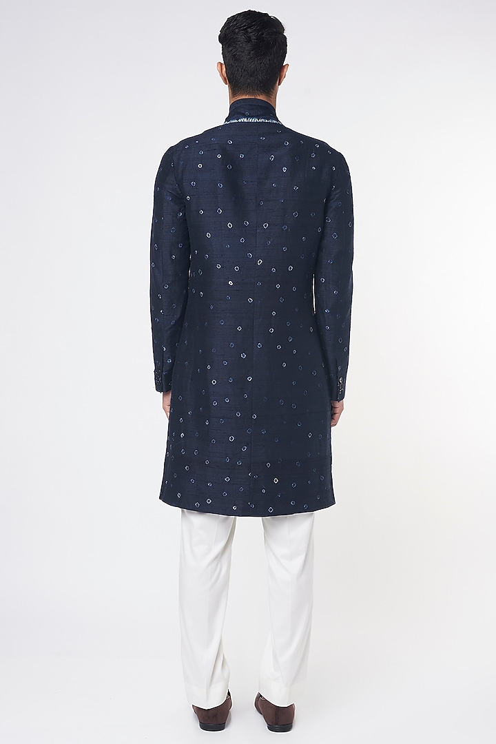 Blue Silk Printed Kurta Set by Divyam Mehta Men at Pernia's Pop Up Shop