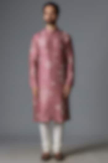 Blush Pink Raw Silk Shibori Printed Kurta Set by Divyam Mehta Men at Pernia's Pop Up Shop