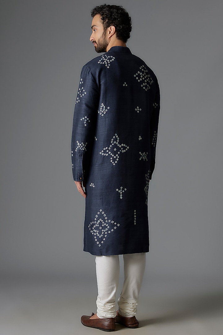 Space Blue Raw Silk Bandhani Printed Kurta Set by Divyam Mehta Men at Pernia's Pop Up Shop