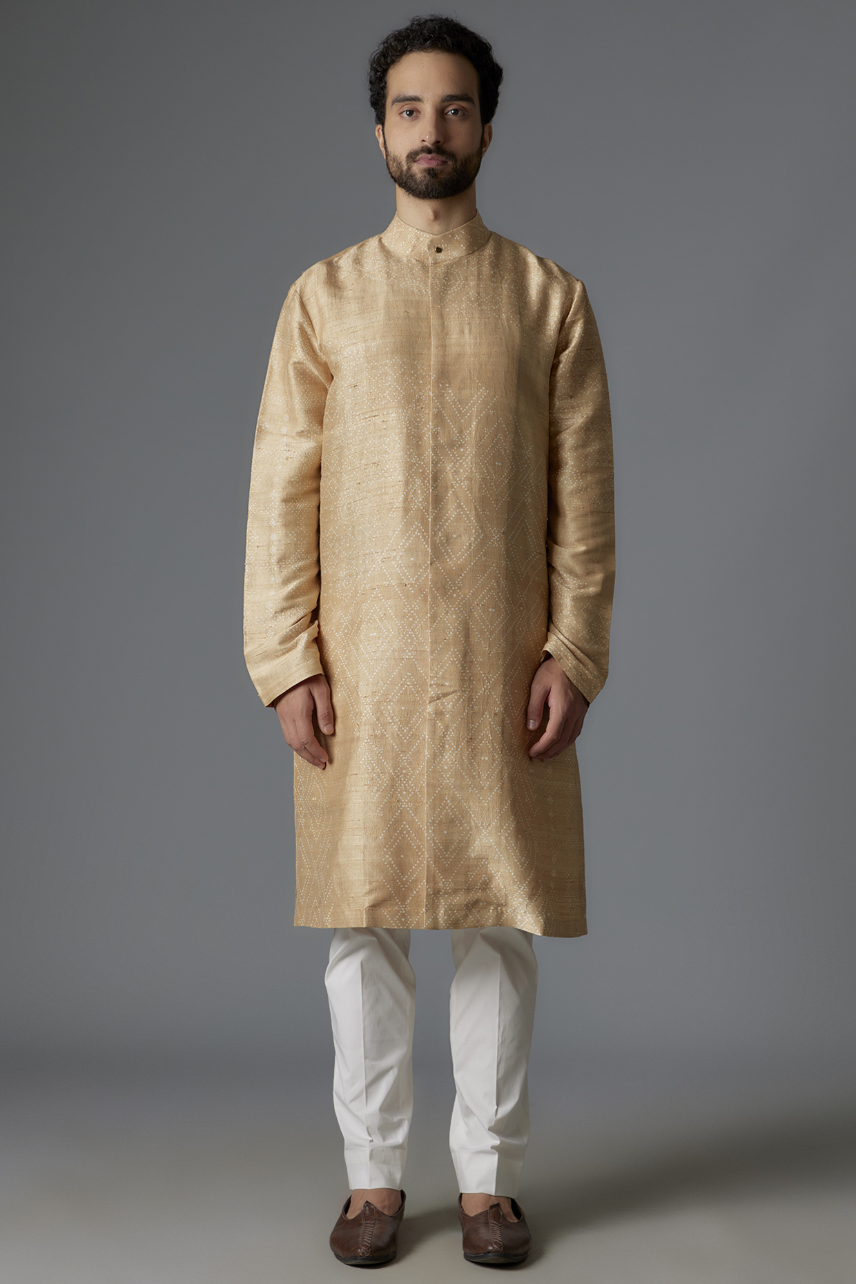 Ecru Raw Silk Printed Kurta Set by Divyam Mehta Men at Pernia's Pop Up Shop