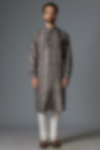 Grey Raw Silk Printed Kurta Set by Divyam Mehta Men