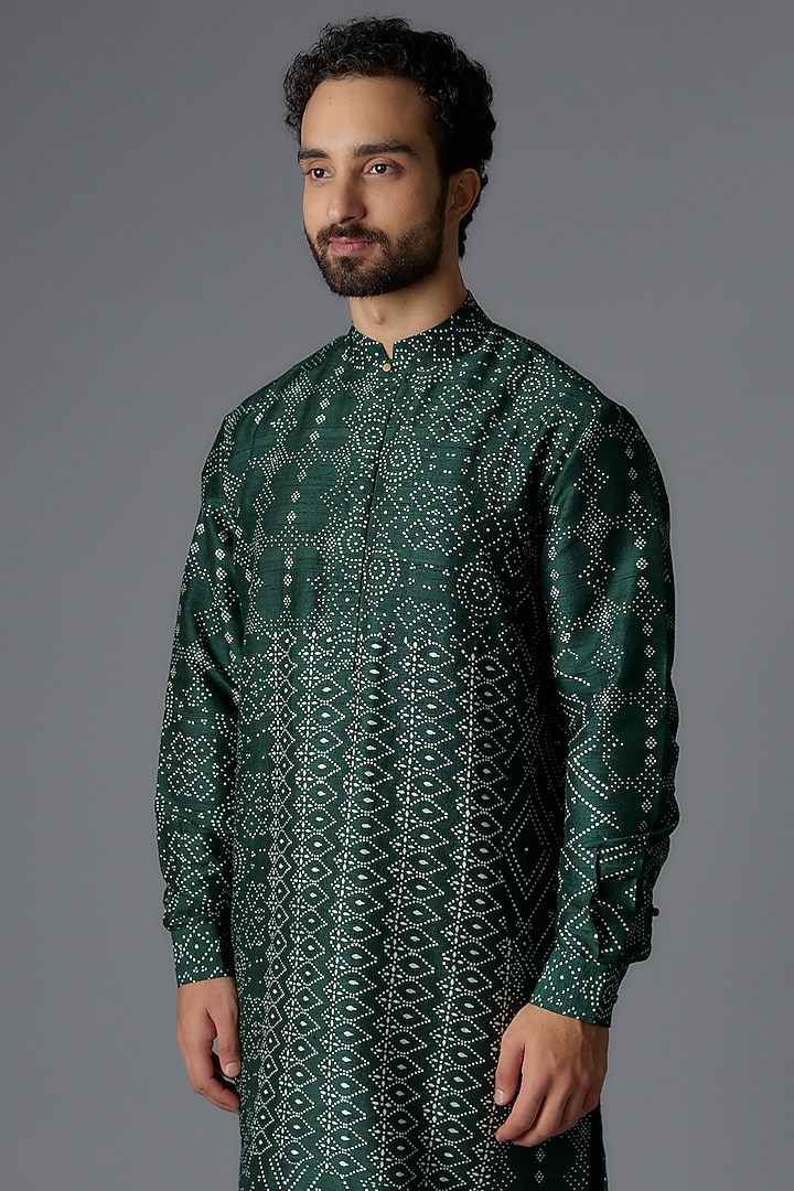 Bottle Green Raw Silk Printed Kurta Set by Divyam Mehta Men at Pernia's Pop Up Shop