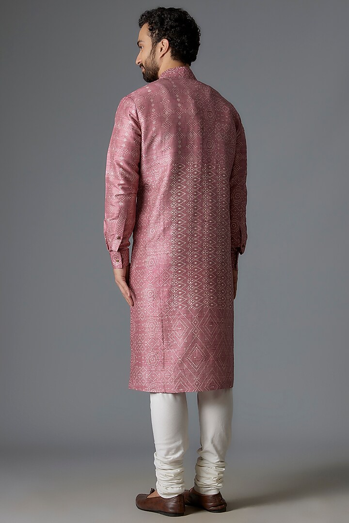 Pink Raw Silk Printed Kurta Set by Divyam Mehta Men at Pernia's Pop Up Shop
