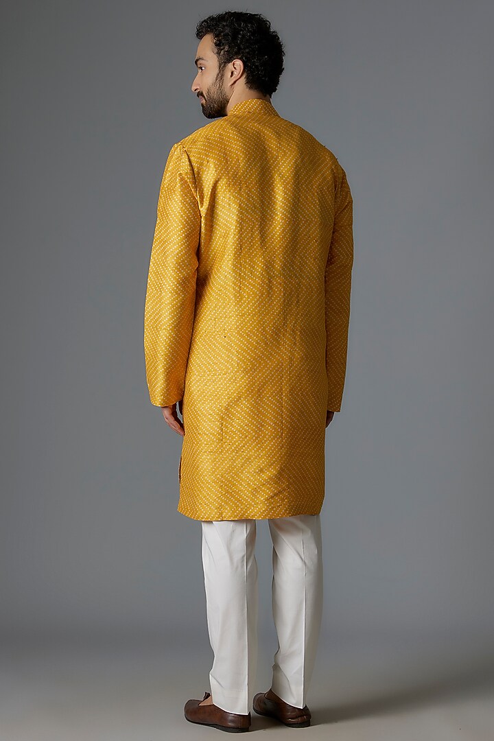 Haldi Yellow Raw Silk Shibori Printed Kurta Set by Divyam Mehta Men at Pernia's Pop Up Shop